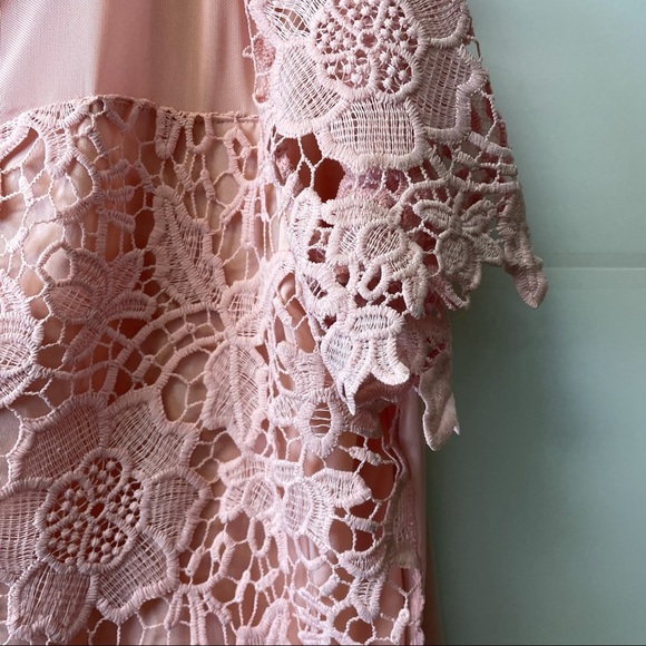Pink Lace top - Picture 2 of 9